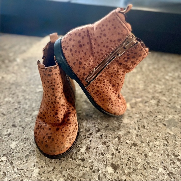 Baby Gap Toddler Sculpted Leopard Print Ankle Boots - Size 6C 🐆👢 - Picture 4 of 16